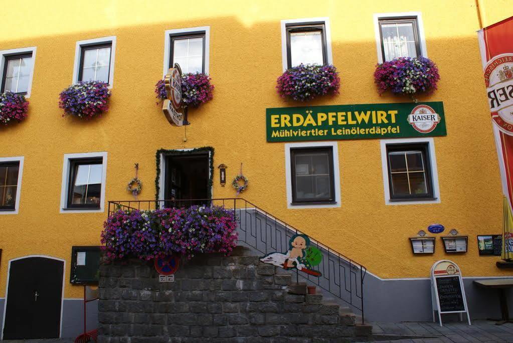 Gasthof 'Zum Alten Turm' Haslach an der Mühl Εξωτερικό φωτογραφία